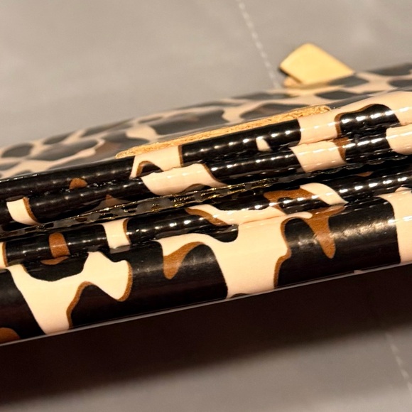 Consuela Leopard Print Crossbody Bag - Picture 4 of 5